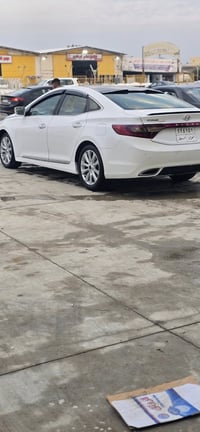 الازيرا • ٦ سلندر ٣٨٠٠ • ٢٠١١