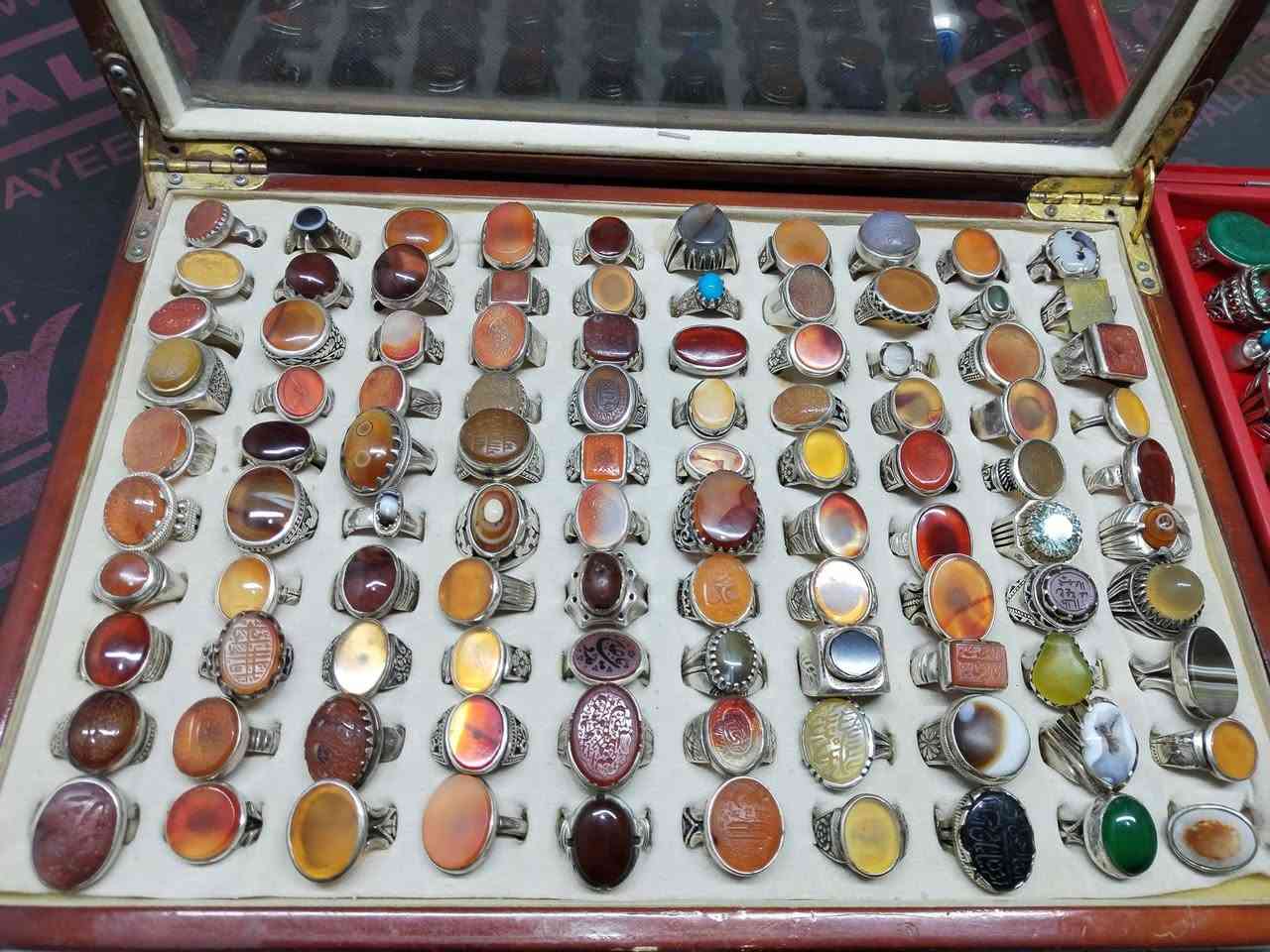 اللهم صل على محمد وآل محمد بضاعه قويه مال لكاط مرتبه تنباع شلعه وحده الي مهتم وعلئ باب الله يدخل خاص يدلل او يتصل على هذا الرقم والي يعامل ويبخس بحلال العالم يسمع كلام ميعجبه تحياتي للجميع الاخوه الأعزاء ***********
