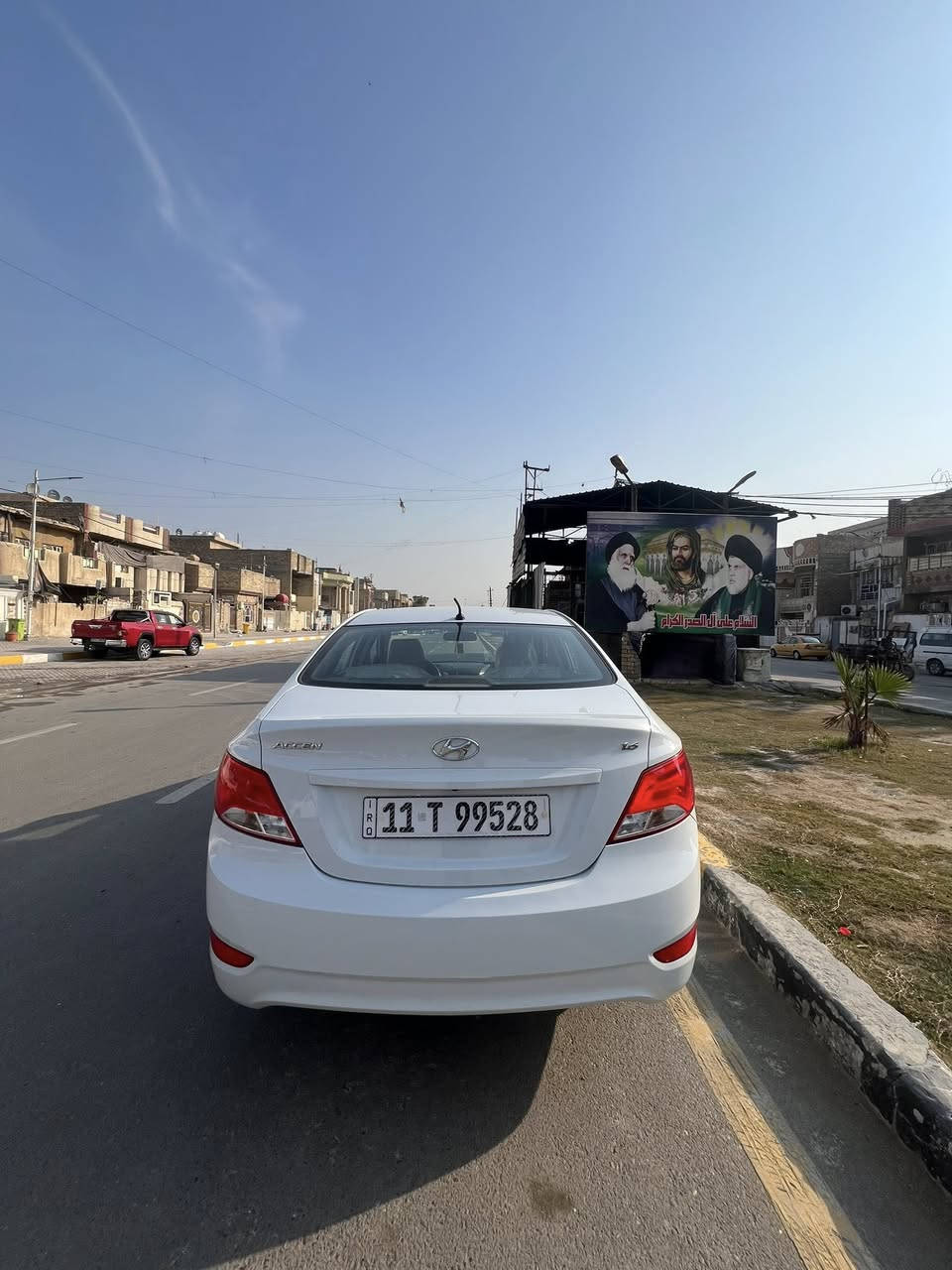 السلام عليكم اكسنت2018 مكينة1600 خليجي رقم بغداد الجديد ماشية32الف فقط محرك كير صدر تبريد وضع الشركة اي صيانة مداخلة تحكمات سلايت كامرة شاشة سيارة كاملة من كلشي وكلشي بلادي بيها فقط تبديل دعامية امامية اثر كسر ورصعات مسحوبات بي دي ار سونار مرفق سعرها 130 وبيها مجال  مكاني بغداد الرصافة شباب ذاكر كلشي لتكلي شبيها مبيها***********
