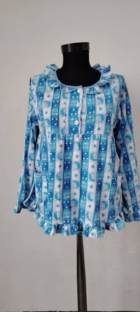 تخفيضات • ملابس • أي قطعة