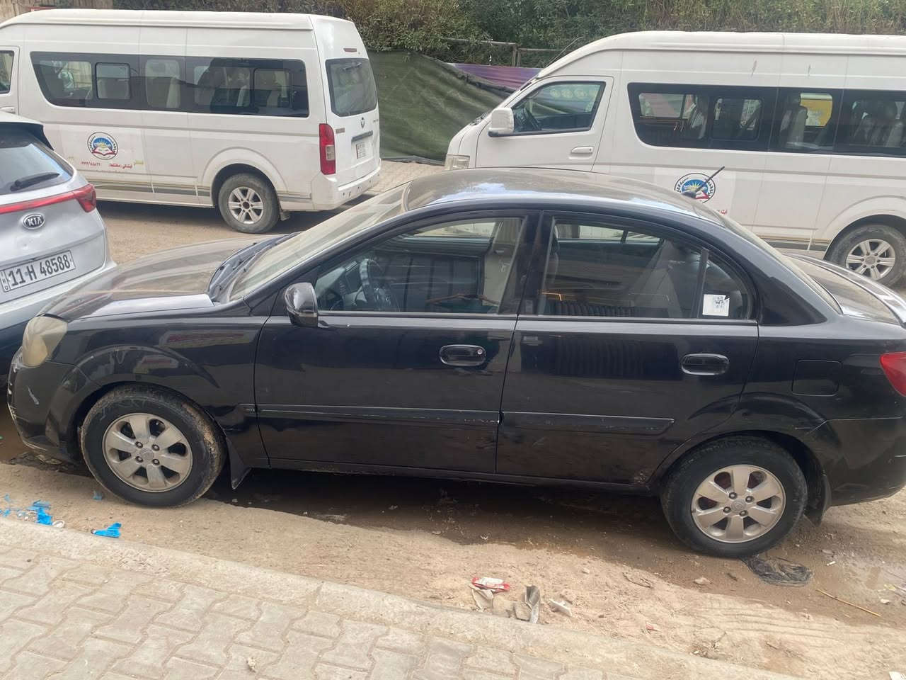 السلام عليكم
كياا ريو 2011 خليجي 
محرك 1.4
كيو اوتو
تحكم جهتين

رقم بغداد
 بيهة صبغ قمارة وبنيد وصندوق أثر جراد فقط
السيارة بدون حادث بدون حاادث
السعر 74 ورقة 
***********
