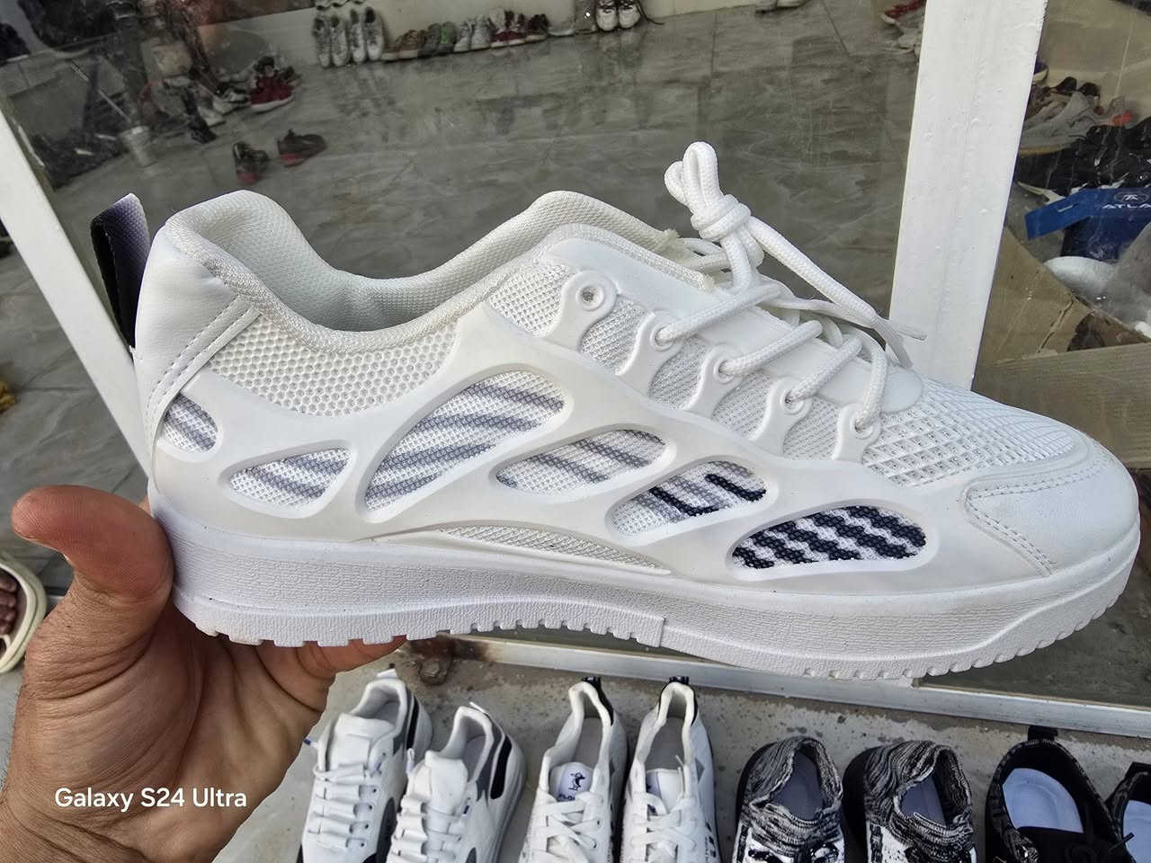 بعون الله تم فتح باله احذيه رجاليه قياس 35_43_44
الزبيديه حي الكرار مجاور مدرسه الحديديه...
اتصال ***********.***********
