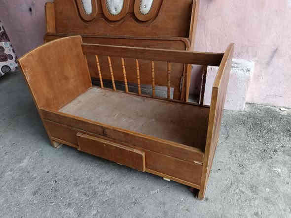 تخت طفل للبيع 25الف ‏‪***********‬‏
