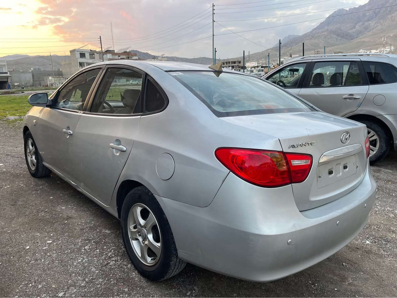 ئاڤانتی ٢٠٠٩ئیکۆ لێزەری 
سارەکە زۆر جوانە بێچاڵو شوختە 
کەڤەر گۆڕاو لێدراو سەقڤ بۆیاخ بەشەرت
سارەکە کەم ڕۆشتوە زۆر خاوێ نە خایسو شتی نیە 
سحر٤٨ ماجال لۆکە.شوێن ڕانیە.ژم*********** رانية, السليمانية
