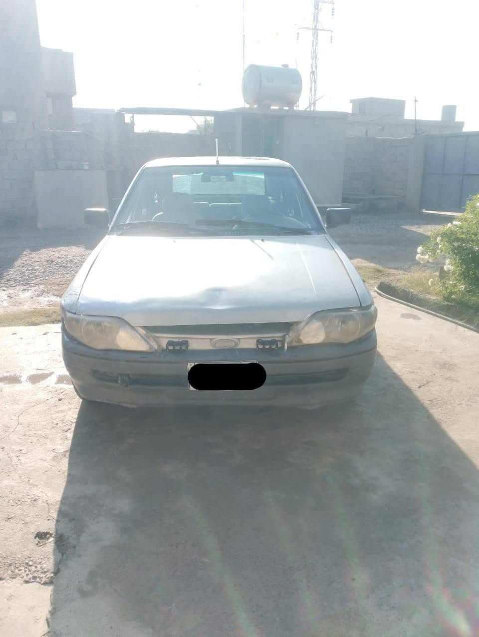 السلام عليكم
سيارة فورت سكورت محرك وگير مال فكترة 
السيارة شرط گير محرك الگشر هل شوفة عينك كهربائيات كلها شغالة 
السعر 15 وبيها مجال حگ جيتك 
للاتصال ***********
