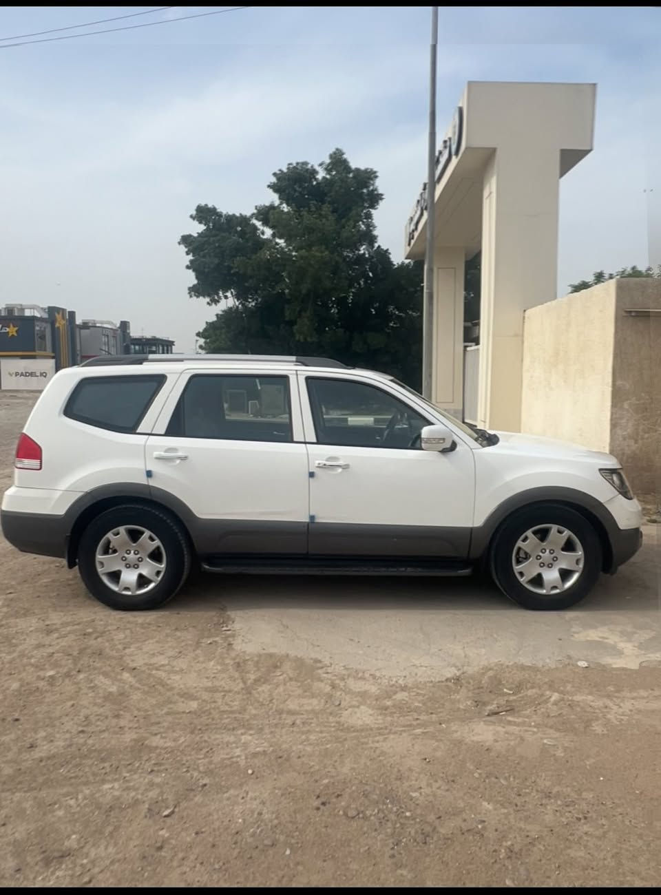 السلام عليكم مهافي خليجي 2009 رقم بابل الجديد بسمي تحويل ثاني يوم فول مواصفات 3قطع تبريد كشن كهرباء فتحه سقف اشاير مري بصمه تشغيل وابواب فور ويل محرك 3800 سته سلندر جنطه شفط كهرباء مري كهرباء السياره جديده ماشيه 137 بيهه صبغ دعاميه اماميه فقط العنوان بغداد الدوره السعر 132 وبيها مجال الاستفسار ***********
