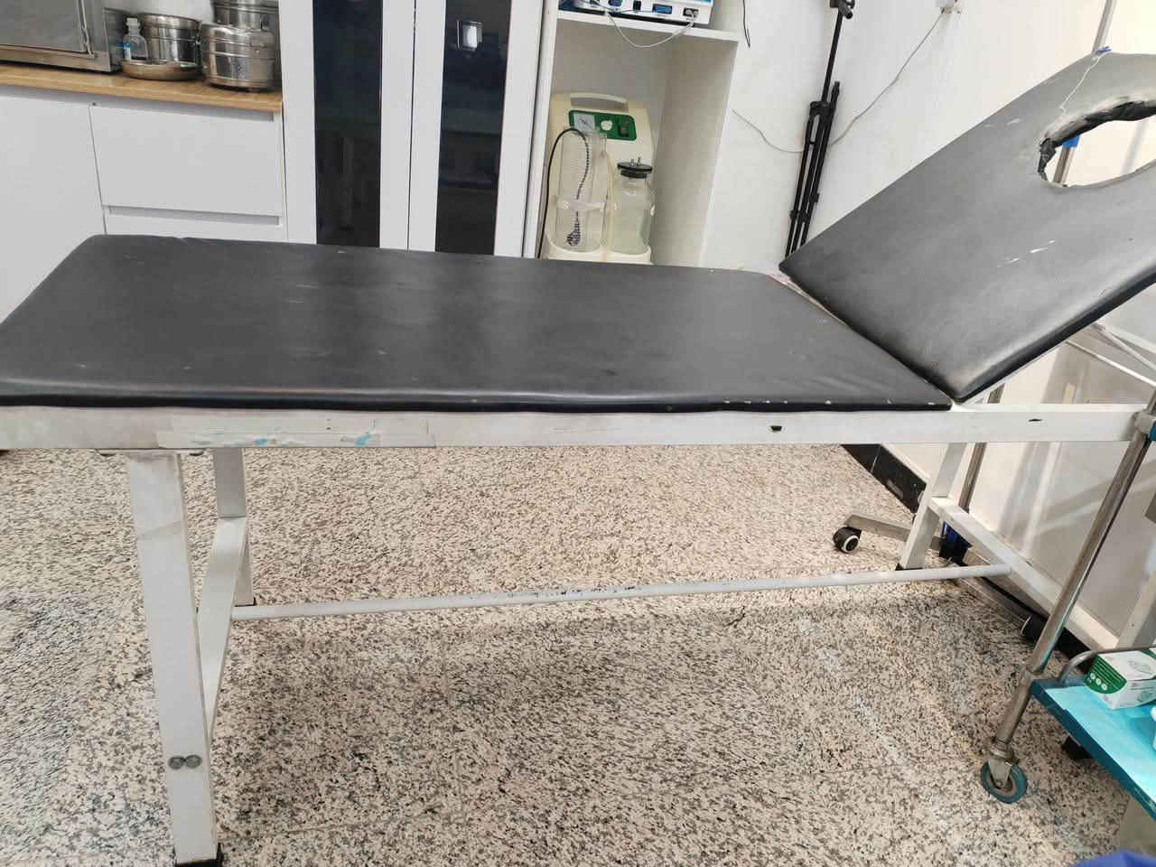 للبيع مواد حلاقه كامله 
كرسي سعر الواحد 75 الف 
السدية الواحده 75 الف 
بدكير كامل 350 الف شامل كلشي


**إذا كنت صاحب هذا الإعلان وتريد حذفه لأي سبب، رجاءا أرسل رسالة إلى الدعم الفني**