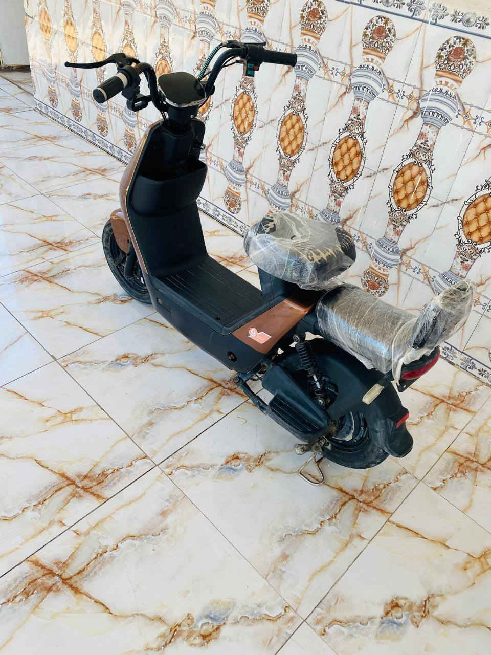 سلام عليكم دراجه شحن للبيع جديده ومابيه اي نقص شرط الفحص مكانه البصره زبير ***********  سعره ١٩٥ وبيه مجال
