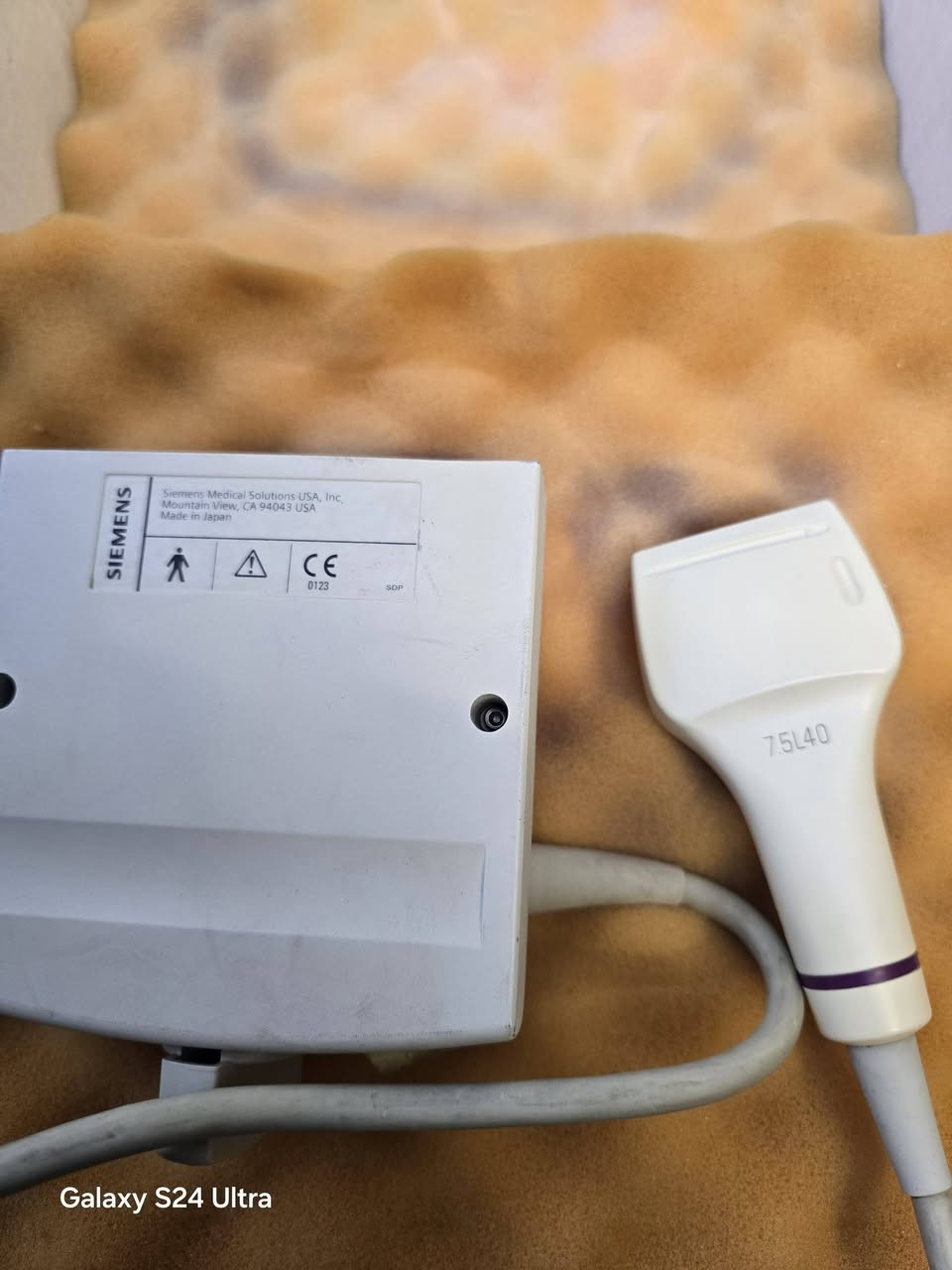 🔹 متوفر الآن بروبات سونار أصلية للأطباء والمراكز الطبية 🔹

نوفر مجموعة من بروبات أجهزة السونار عالية الجودة من شركات عالمية معروفة، بحالة ممتازة وأسعار منافسة جداً.

✔️ متوفر عدة أنواع مثل:• Linear Probe (L12-3)• Convex Probe (3Sc)• Vaginal Probe (V6-2)

🔹 الماركات المتوفرة:أجهزة وبروبات من شركات عالمية مثل GE – Philips – وغيرها.

💠 مناسبة لفحوصات:• البطن• القلب• النسائية• الأوعية الدموية• الأنسجة السطحية

✅ تم الفحص والتأكد من كفاءة العمل✅ جودة صورة عالية✅ أسعار مناسبة للأطباء والعيادات

📍 التوصيل متوفر داخل العراق📞 للاستفسار والتفاصيل:***********
