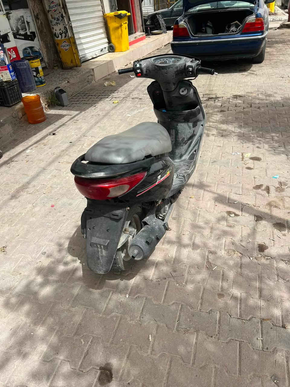 دراجه بريز  DX لايت ناصي 140 جديده و حلوه مكينه ناعمه و خرسه كفرات جديد منضومه لايت جديده الدراجه تخبل نقصهه فقط قمچي و الكفر الخلفي مال الواقيه فقط سعرهه 700 و بيهه مجال مكاني الحريه الاولى بدايه مدخل الشمري رقم التواصل ***********موجود واتساب
