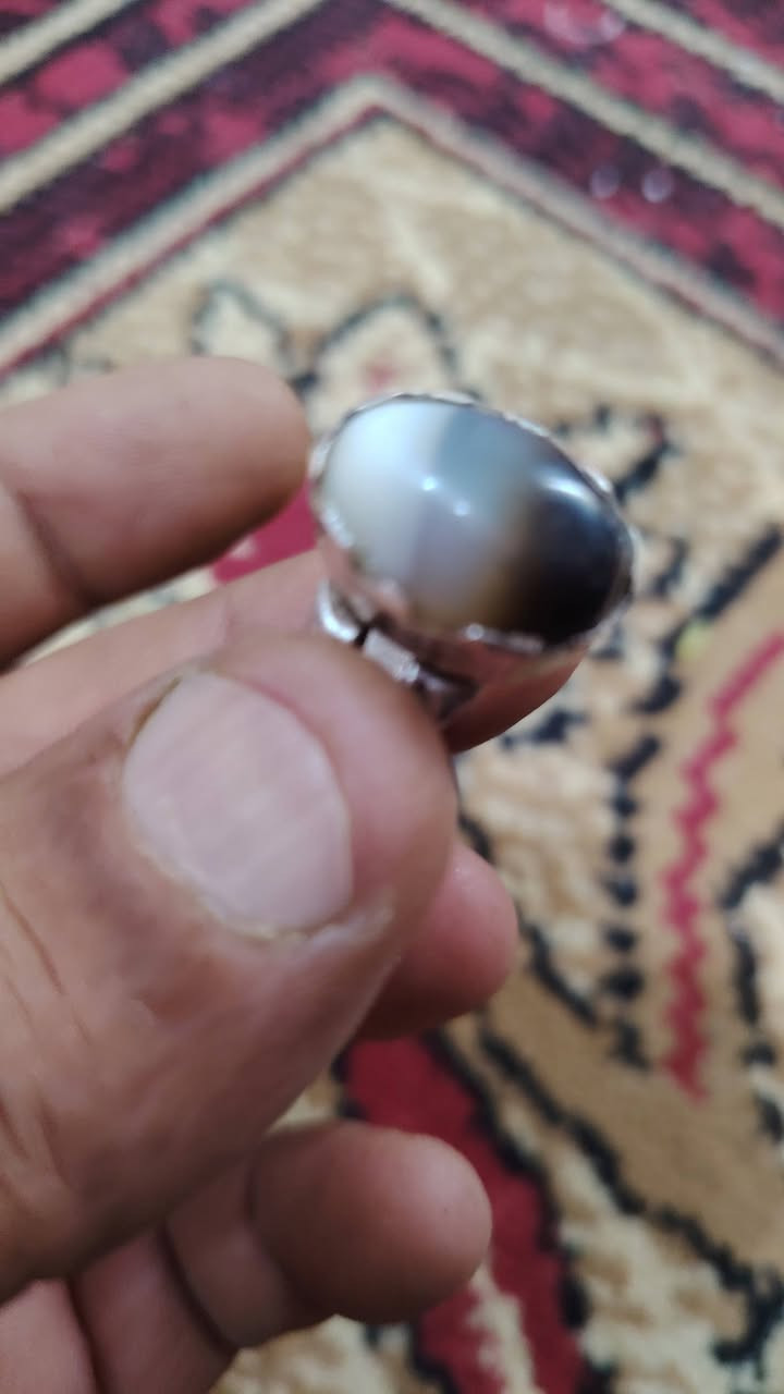 نوع الحجر: عقيق يماني طبيعي بظلال أبيض، أسود، ورمادي


**إذا كنت صاحب هذا الإعلان وتريد حذفه لأي سبب، رجاءا أرسل رسالة إلى الدعم الفني**