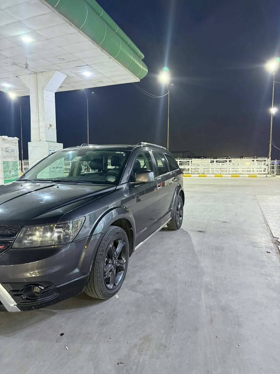 للبيع جورني ٢٠١٩فول عده الفتحه سته سلندر ***********
