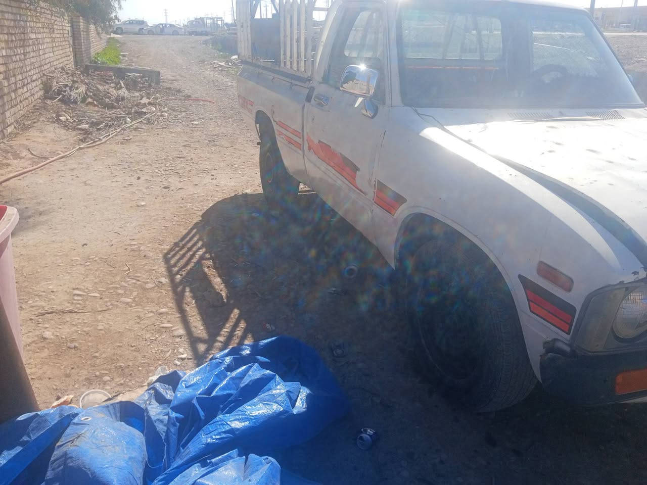 بيكم 80 مقفوله على كل شيء السعر ب 18 وبها مجال مكان عظيم سياره جاهزه الشراي يتصل علىا***********
