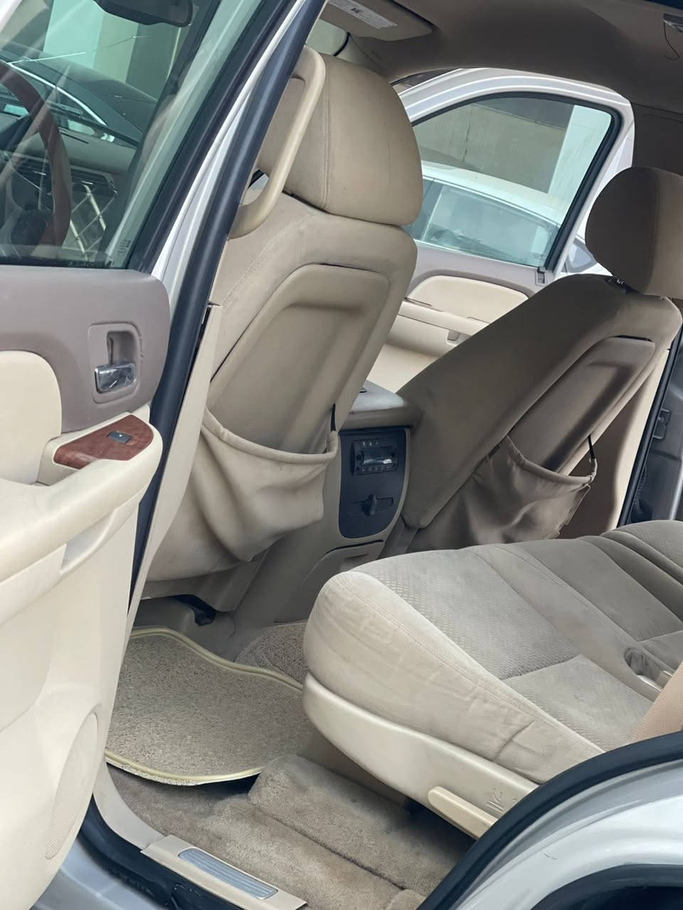 يالله ادوات ادوات ادوات جمسي 2008 حاويه خليجي بدون كص ولا فتح ولا ضربه السياره نضيفه دخول جديد جاهزه من كل النواحي اتعهد من الكص والفتح والسرقه والعشائر 
العنوان بصره 
السعر 75 
*********** بدون مراوس
