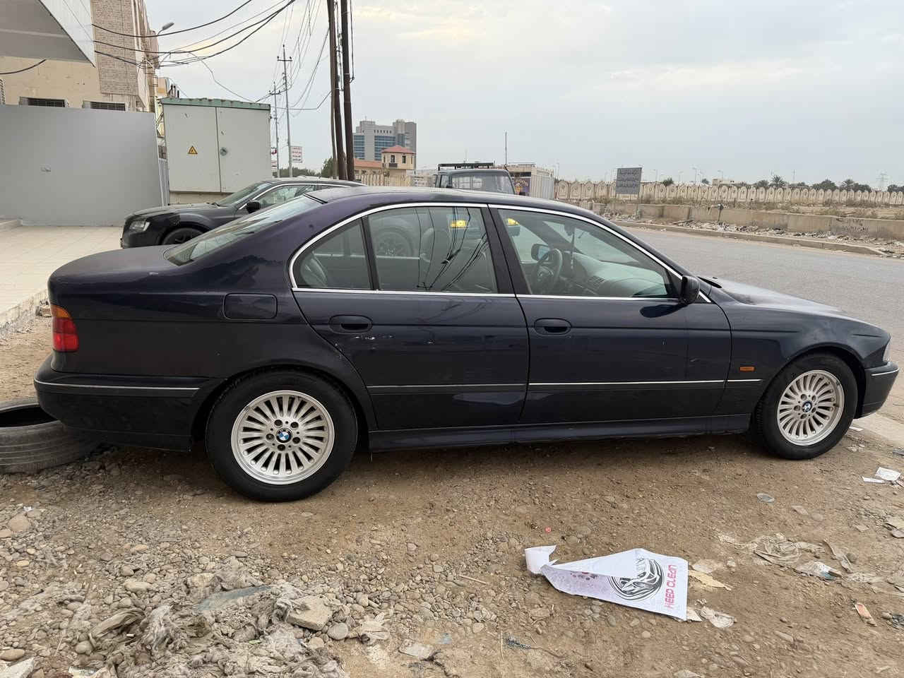 سلام عليكم
1999 Bmw e39 528

سياره بلادية بدون صبغ فقط بيها جراد

كلشي بيها بلادي
ماشيه 161 حقيقي 

دخول جديد فول مواصفات 

كشنات جلد كهرباء

برده خلفيه كهرباء 

كشن خزن 

مري شفط

شاشه فول مواصفات 

لايت ديبو 

كامره خلفيه ام الدكمه يعني بلاديه مو تلزك

كامله بدون نقص 

مكان بغداد 

السعر 90 وبي مجال قليل

رقم اربيل تحويل ثاني يوم 

هزه وسنويه جديده 

***********
