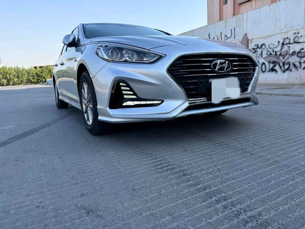 سلام عليكم  سياره ادوات كصه جنه سياره بلاد  فول مواصفات ريحت الشركه بيه سنويه ارقام اصليات سياره قفله 69 مو شراي لا تتصل ***********
