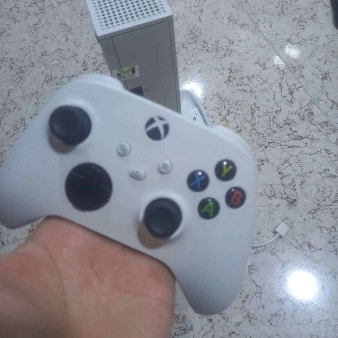 Xbox series s
نضيف ١٠٠/١٠٠
غير مفتوح
يده اصليه شغاله فول
معاه قاعدة تبريد ٣ سرع+ شحن يدأت
سعر ٣٠٠ 🔒 
مكاني موصل ما عندي توصيل


**إذا كنت صاحب هذا الإعلان وتريد حذفه لأي سبب، رجاءا أرسل رسالة إلى الدعم الفني**