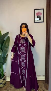 لارا ياسر • ملابس
