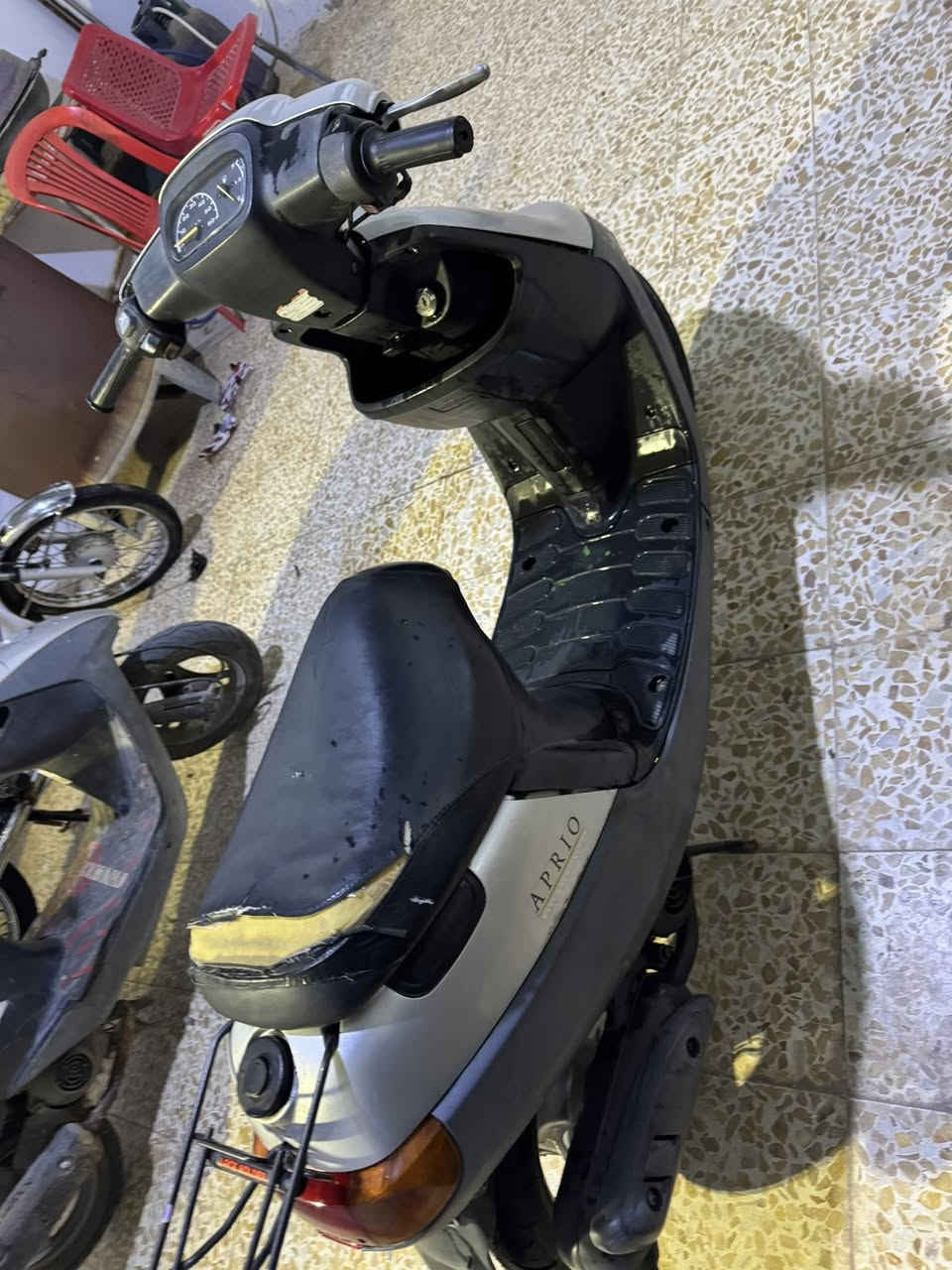 دراجه بطه جديده نضيفه سرعته جوه ستين
سعر 800 بيه مجال قليل


**إذا كنت صاحب هذا الإعلان وتريد حذفه لأي سبب، رجاءا أرسل رسالة إلى الدعم الفني**