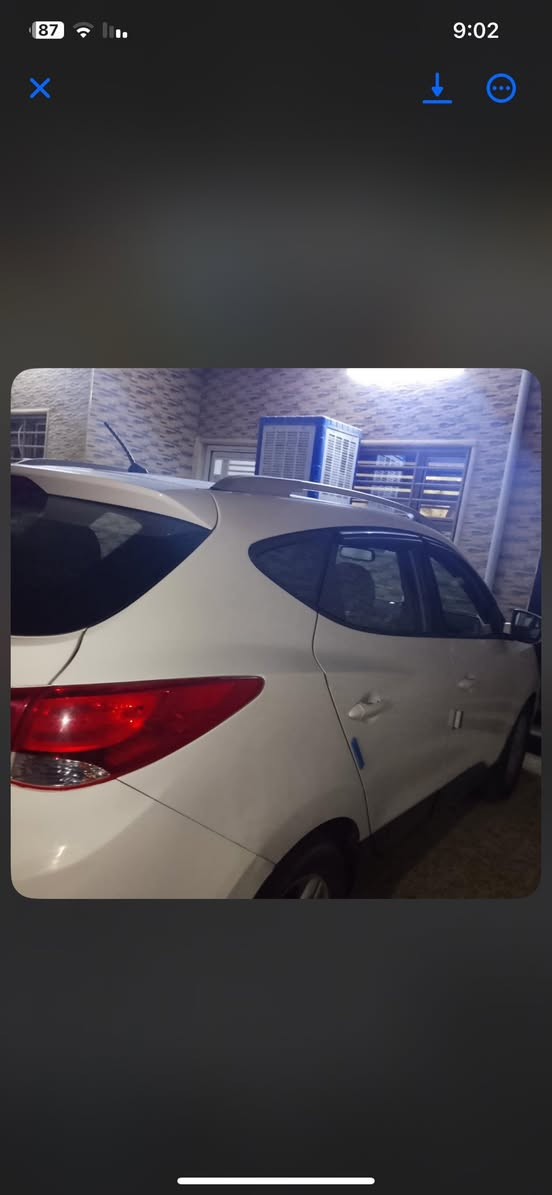 تكسون للبيع سياره جاهزه وكامله ونضيفه موديل 2012السعر 145 بيها مجال للشراي يتصل ‭0774 265 1168‬
