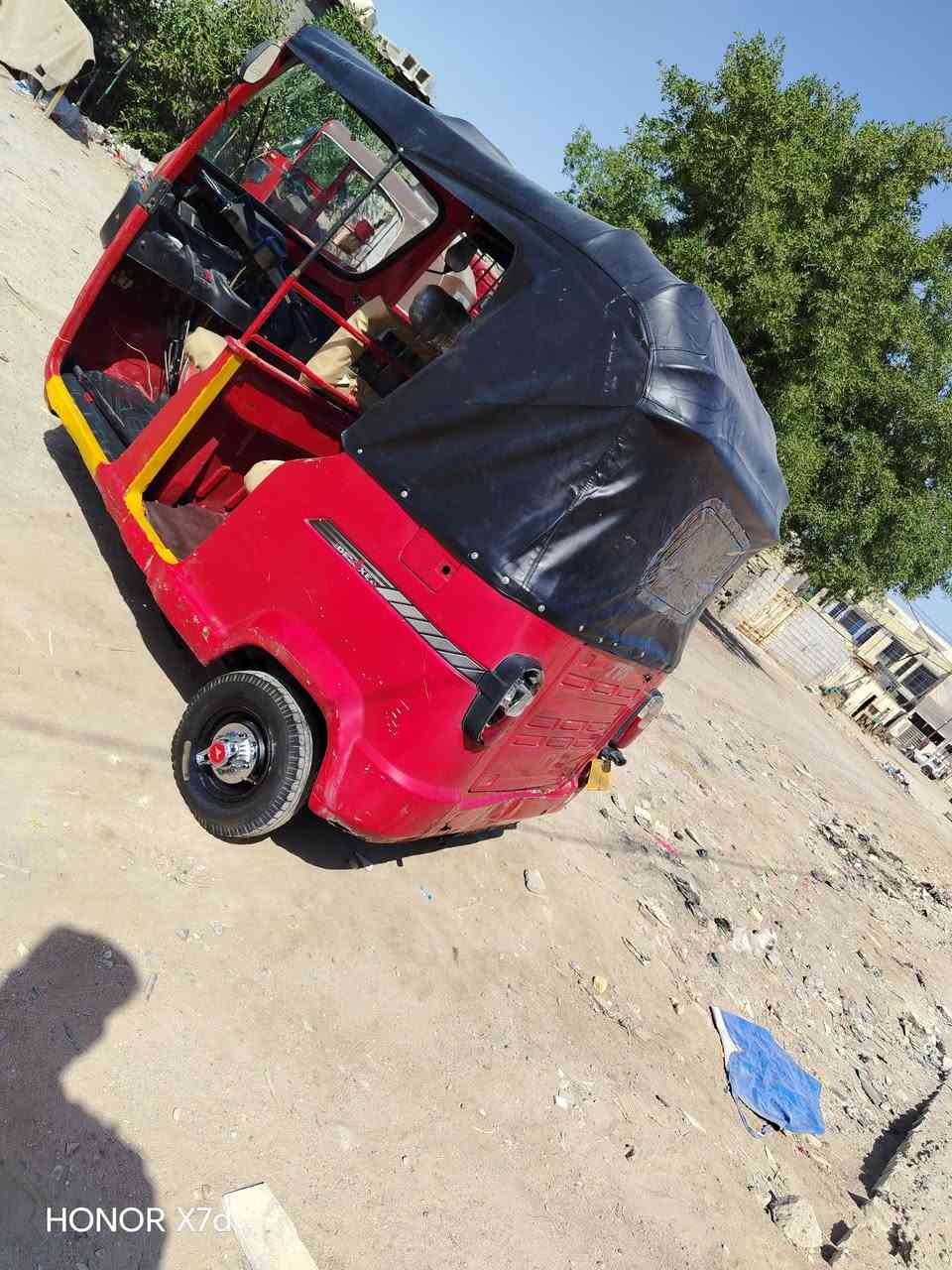 سلام عليكم تكتك البيع موديل ٢٠١٧ وراق بيهن نقص وحده تكتك
خير من الله جاهزه مكينته لا تبخير ولا تنقيص السعر مليونين و٧٠٠ وبيه مجال شراي ***********
مكاني ميسان
