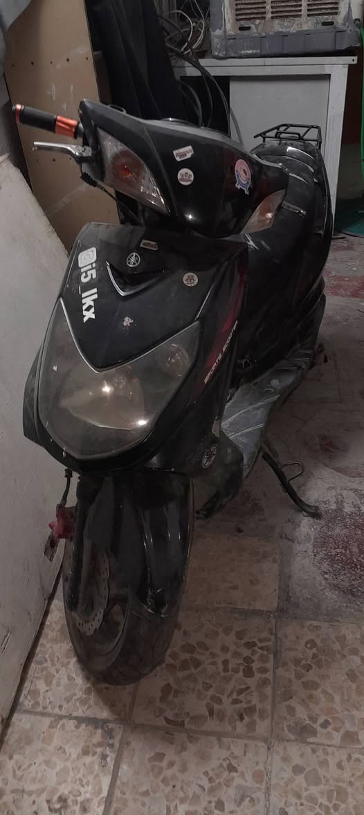 سكنس فحل كوري خط واحد للبيع دراجه كهربائياتها كاملة مكمله اشاير وسلف وهورن كلهن شغالات عوزها مكينه طابوكه بس هاملها صار فترة لان ممحتاجها وهسة عوزت فلوس اريد ابيعها عنواني بغداد بالكرخ وعارضها ب250 وبيها مجال حگ الجيه للشراي تواصل واتساب فقط***********
