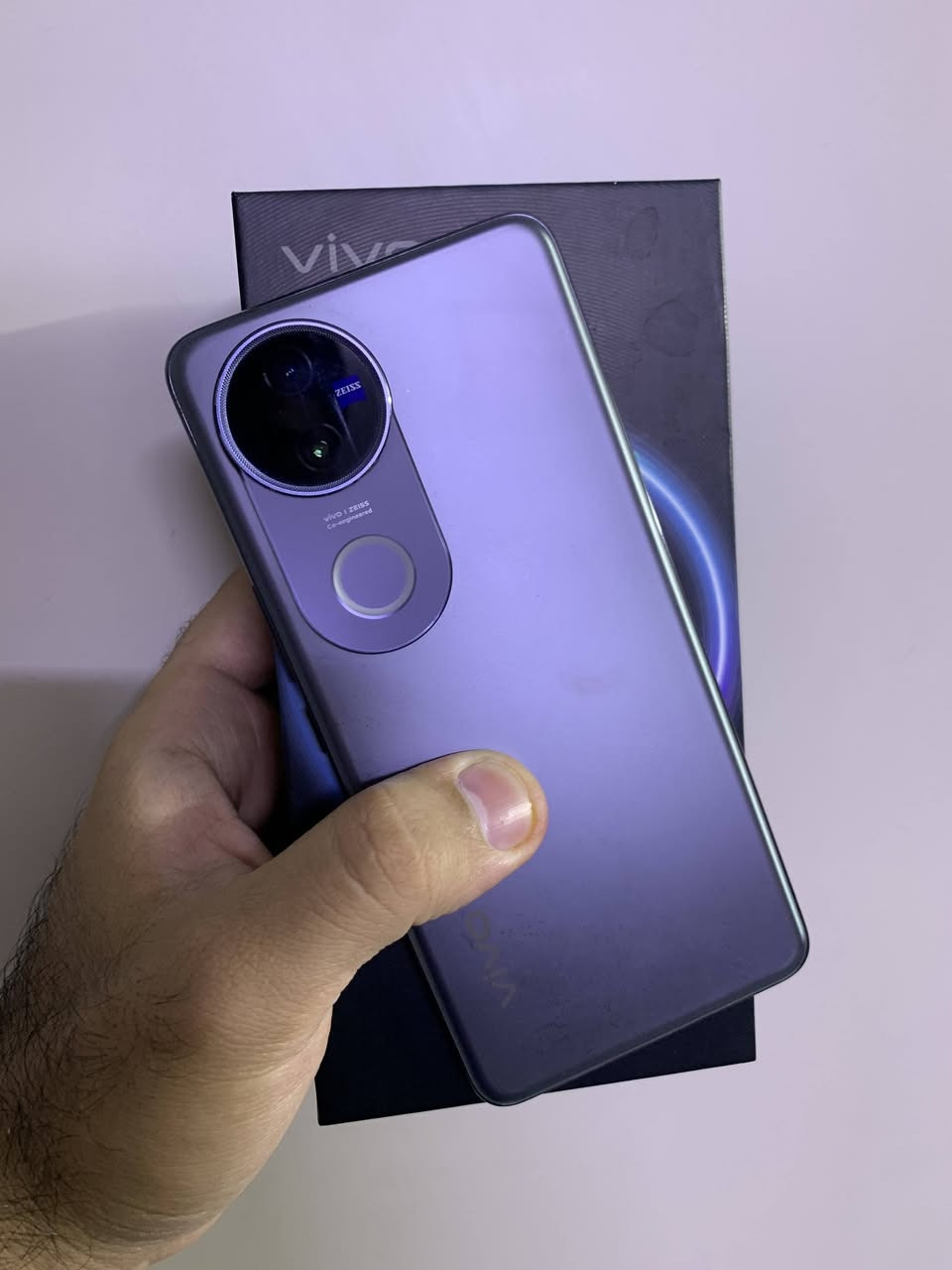 فيفو  V50 5G ذاكرة 256 رام 24 ملحقاته كامله 470 الف
هواوي نوفا 15 ماكس مستخدم ساعات ملحقاته كامله ب 370 الف بغداد جميلة ***********
