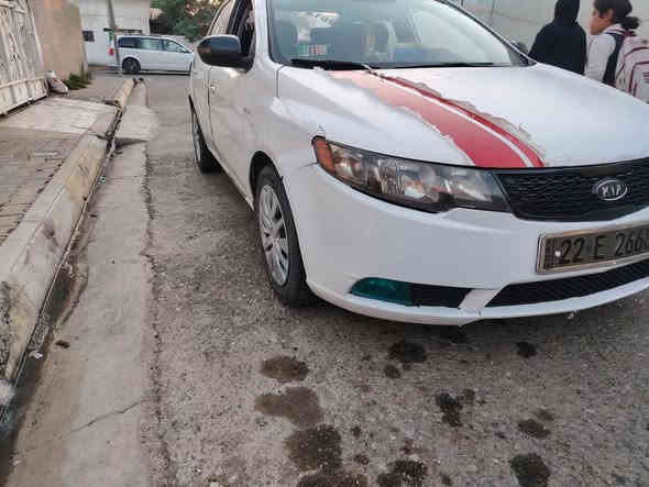 يا الله سلام عليكم للبيع  كيه سيراتو موديل 2010 لون ابيض رقم اربيل انكليزي شرط الوكاله والتحويل سياره كير ومحرك وصدر خير من الله سياره مكلوبه ومعمره بس يرادلها  اعاده صبغ محرك 16 شاشه سستم سماعات تخم تاير كهربائيات كلها شغاله سعر  62 وبيها مجال ب صيط مكان سياره كركوك  رقم الهاتف زين *********** اسيا ***********
