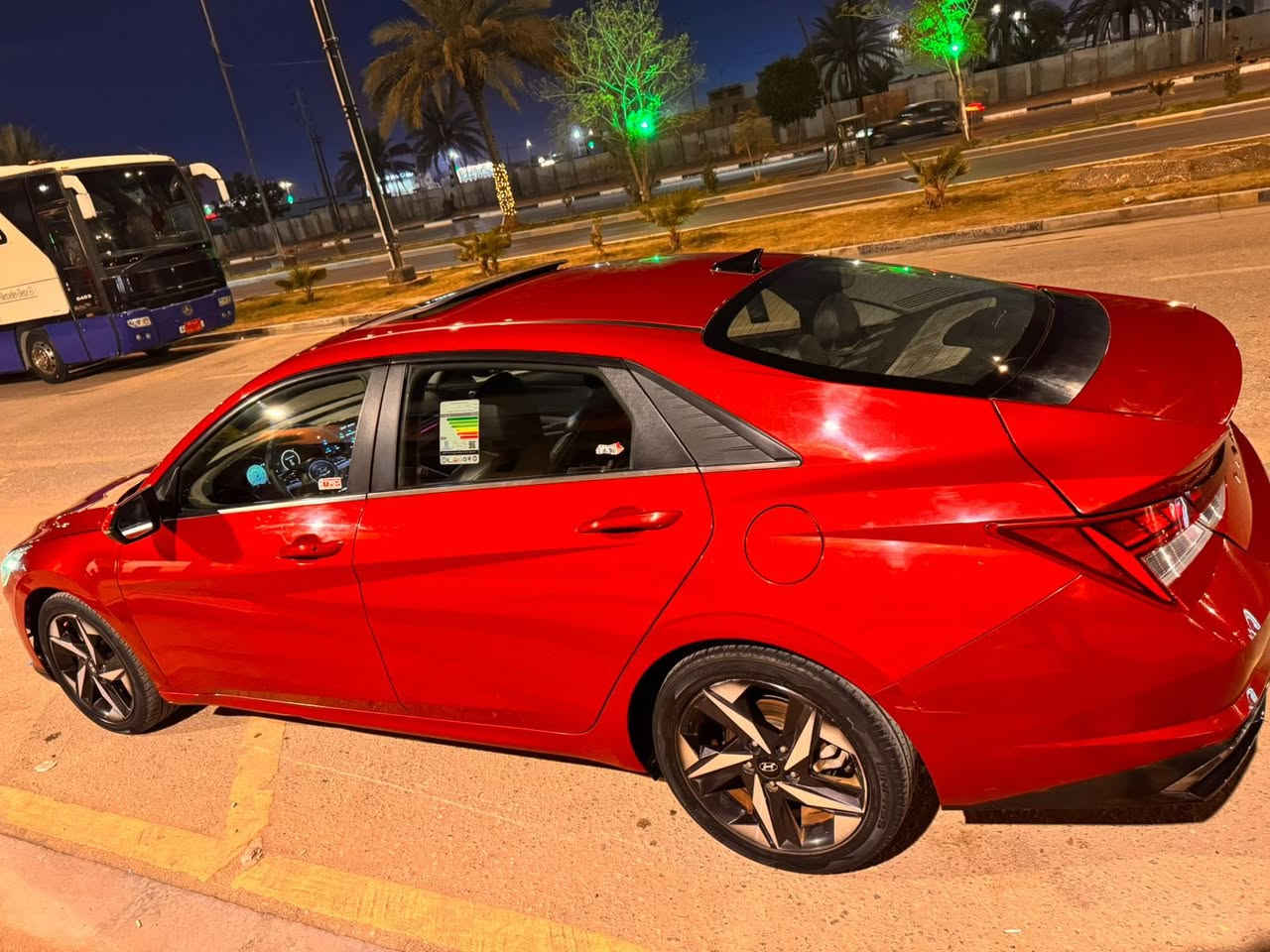 السلام عليكم النترا 22 فول مواصفات للبيع او لمراوس حادث امامك + سونار فقط جاملغ وبنيد بدون داخل لباب كلير من لشركه بدون صبغ كفاله شاصي ولغد سعر 155 شعدك مراوس هم ترهم عنوان سياره كربلاء 
***********
