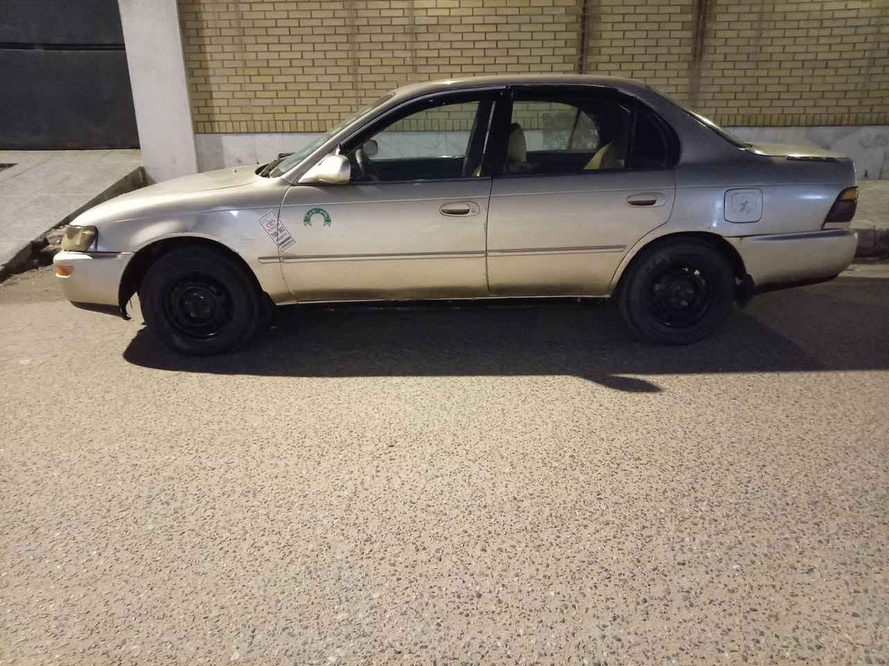 للبيع كورله موديل91 رقم انكليزي مكفوله من الكص والنقل جثه مكينه بيها خيط تبخير كير جديد دواخل انضاف التبريد كامل بس غاز  السعر 42 بيها مجال قليل 
مكان السياره بصره 

***********
