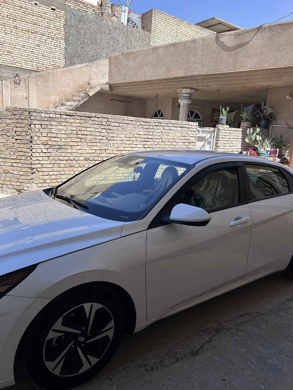 سلام عليكم  سيارة النترا وارد أمريكي للبيع مكينه2000 دوش ماشيه61الف السيارة نضيفه سيارة بصمه نص مواصفات. سعر السيارة 130 وبيها مجال السيارة بسمي والسنوية جديدة السيارة مديل2021 حادث السيارة كدامكم بالمنشور


**إذا كنت صاحب هذا الإعلان وتريد حذفه لأي سبب، رجاءا أرسل رسالة إلى الدعم الفني**