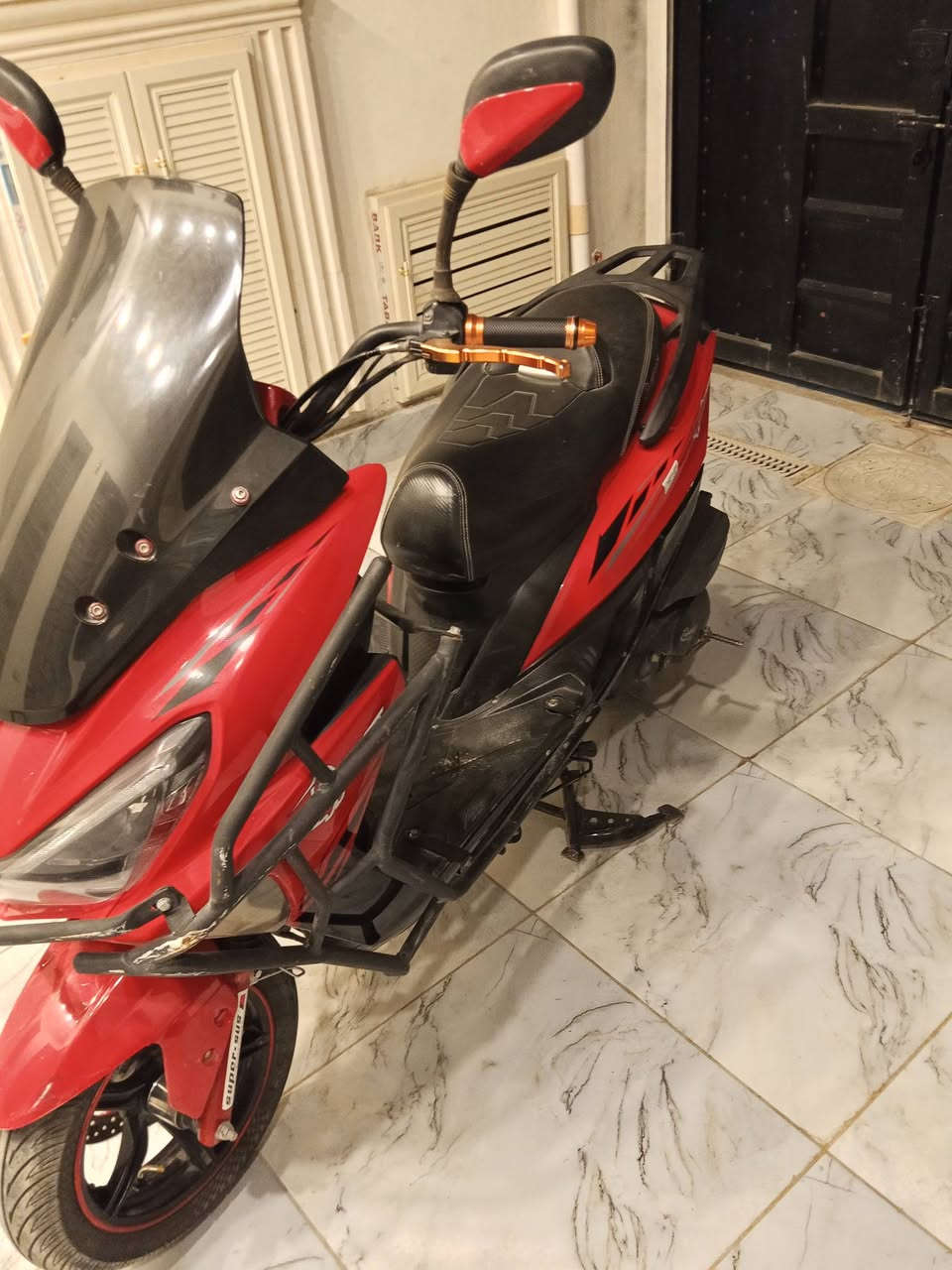 للبيع مكاني طوريج جوست سترونك  صيني موديل 24 بصمه سلف هندر كله مكفوله بلادي ما داخله تصليح سعر 650 وبيه مجال ***********
