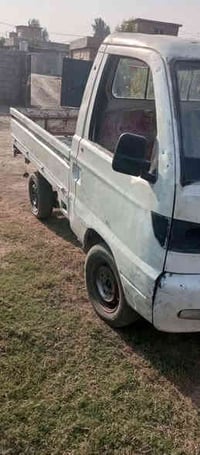 سياره للبيع 10 للبيع 07877299358