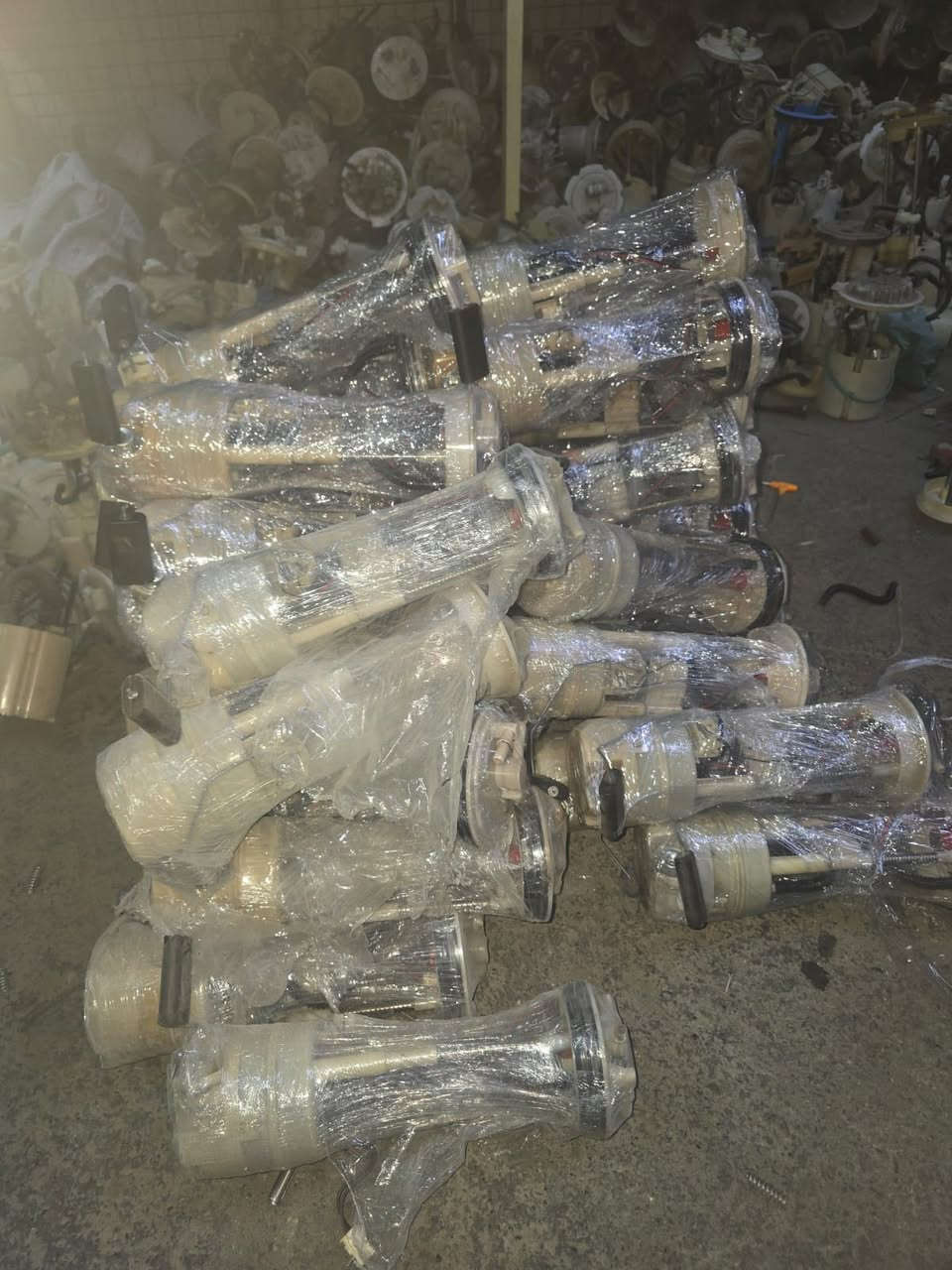 جاري شحن حاوية قطع غيار" نيسان نافارا " من خارج العراق 
الى مركز نافارا العوادي 
موعد الوصول الى المخزن  20 يوم 

توفر قطع غيار ومحركات نافارا بنزين + كاز 

اللي عندة قطع ويريد يوصي عليها او يحجز جملة او مفرد يتواصل على الواتساب : 

***********
‭***********‬
