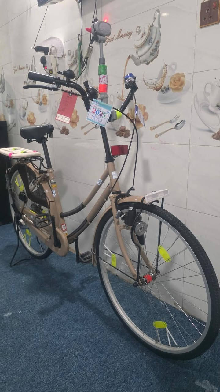 بايسكل للبيع اللي يحب يجي خاص


**إذا كنت صاحب هذا الإعلان وتريد حذفه لأي سبب، رجاءا أرسل رسالة إلى الدعم الفني**