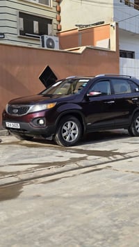 سورنتو ٢٠١٢ • مكينة V6 ٣٥٠٠ • كلين امريكي