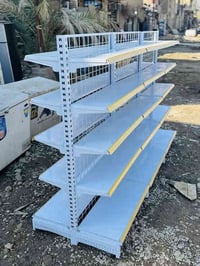 سفينه وسطيه تركي الآصلي🇹🇷 استعمال قليل كلش نضافه 💯 قياس ٣امتار الشراي ...