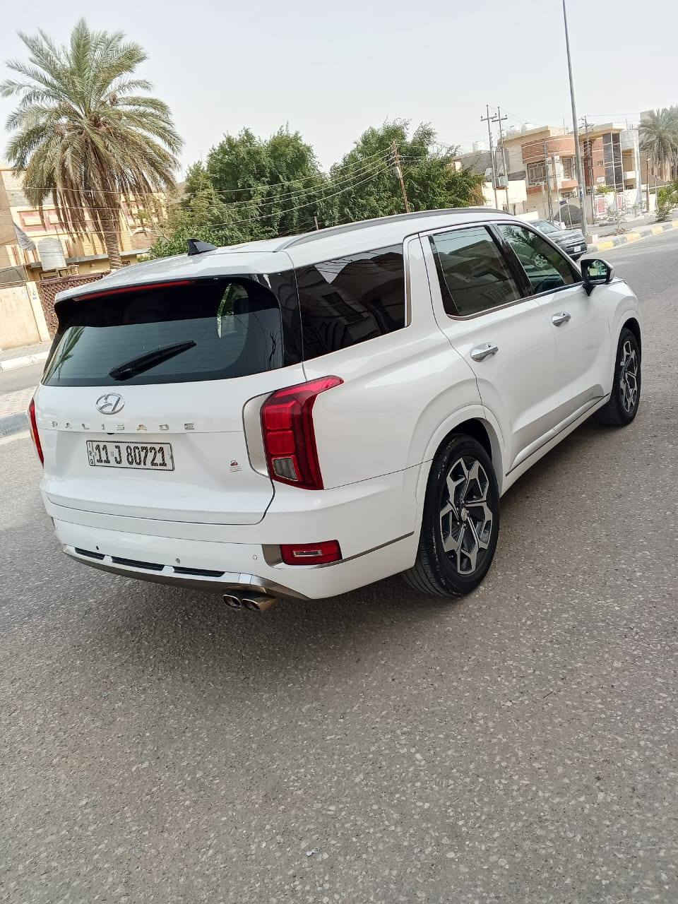 للبيع هونداي بالسايد فول مواصفات وارد امريكي ( )
الفئة : لمتدد موديل  2022ماشية فقط 48 الف مايل 
 فوووول1/1 

مواصفات سيارة 
1-دبل بانوراما 
2-كشنات تدفئه تبريد امامي خلفي
 3-كشنات جلد اسود ملكي 
 4- 7 راكب vip منفصل  
5-كشنات خزن كهربائي 
6- نظام صوت متكامل (10) سماعات من Harman Kardon
7-ستيرن تدفئه + هزاز ستيرن 
8-شفتات ستيرن مع تحكمات كاملة 
9-شاشه دجيتال الكتروني 
10-داتا شو 
11-خمسة كامرات 360 درجة
12-كامرة دواره 
13-كامرة بالمري 
14-لايتات زينون 
15-لد خلفي 
16-اشارة بالمري 
17-بصمة 
18-بصمة ابواب 
19-سايد بريك كهربائيّ 
20-صندوق كهربائي ( بصمة ) 
21-نظام المنحدرات  
22-بردات خلفي 
23-محرك 6سلندر 3.8L 
24-تشغيل عن بعد و دخول ذكي 
25-اوتو هولد 
26-توقف ذكي 
27-مثبت سرعة مع مثبت مسارات 
28-تحديد مسارات متكامل مع قيادة ذاتية 
29-رادارات امامي خلفي جانبي 
30-حساسات امامي خلفي جانبي 

32-التبريد مركزي 3 قطع 
33-اوتو Stop ✋🏻
34-المرايا الجانبية قلاب عند الرجوع للخلف 
-رقمها بغداد بأسمي تحويل مباشر 
-وبعد بيها هواي مواصفات 

الحادثه قطعتين ومكفوله من صبغ وشواصي كفاله                                                                                                                                                    السعر 278بلاش بيع مستعجل رقم نكليزي بغداد سنويه الغايه 2029    
الاتصال ***********
