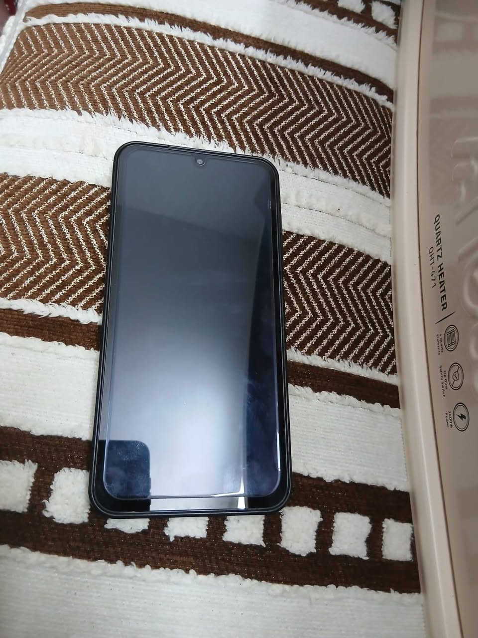 السلام عليكم جهاز سامسونج a26قبل اسبوع اخذته غراضه كامله مكاني بغداد السعر 225ذاكرة١٢٨
***********
