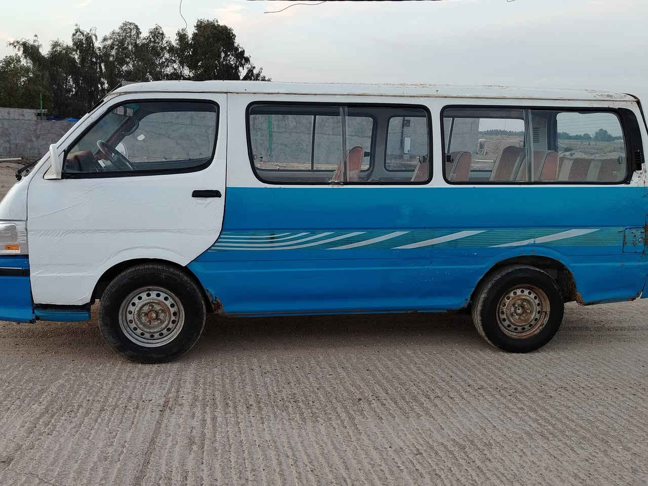 السلام عليكم عندي جنبي شرطيه مكينه وكير وكسن خير من الله تاير خير من الله سياره ماعايزه برغي سياره موديل 2015 سنويه ما ساقطه سياره ب47 وبيه مجال لطيبين *********** المكان كوت
