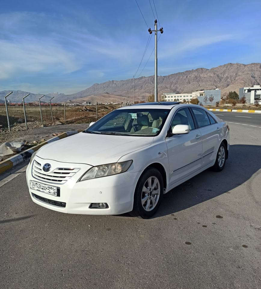 کامری 2008 فول مواسفات رەقم سلێمانی سەنەوی نوێ .گێرو مەکینە بەشەرت .هەموشتێکی بیلاد شەریکە هیچی دەستکاری نەکراوە بستێک سبوغی لەبنی دەرگای سەکن  هەیە سۆنەریش دانراوە. 138 ڕۆیشتوە  نرخی 120معامەلە شوێن ڕانیە .ڕەقەم تەلەفۆن *********** رانية, السليمانية
