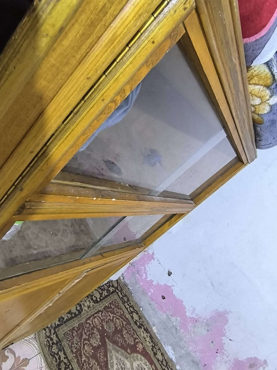 السلام عليكم بوفيه تزكام اصلي متنشال من الثكل مابيها اي شي فقط الجامه مكسوره مصالي فتره من شتريتها اخت الجديده سعرها ٢٠٠وبيها مجال


**إذا كنت صاحب هذا الإعلان وتريد حذفه لأي سبب، رجاءا أرسل رسالة إلى الدعم الفني**