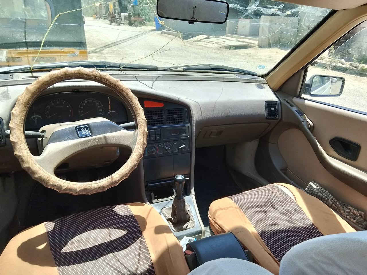 بيجو 405 البيع موديل 2009  محرك كير خير من الله تبريد شغال السعر 28 هذا رقمي *********** بسمي
