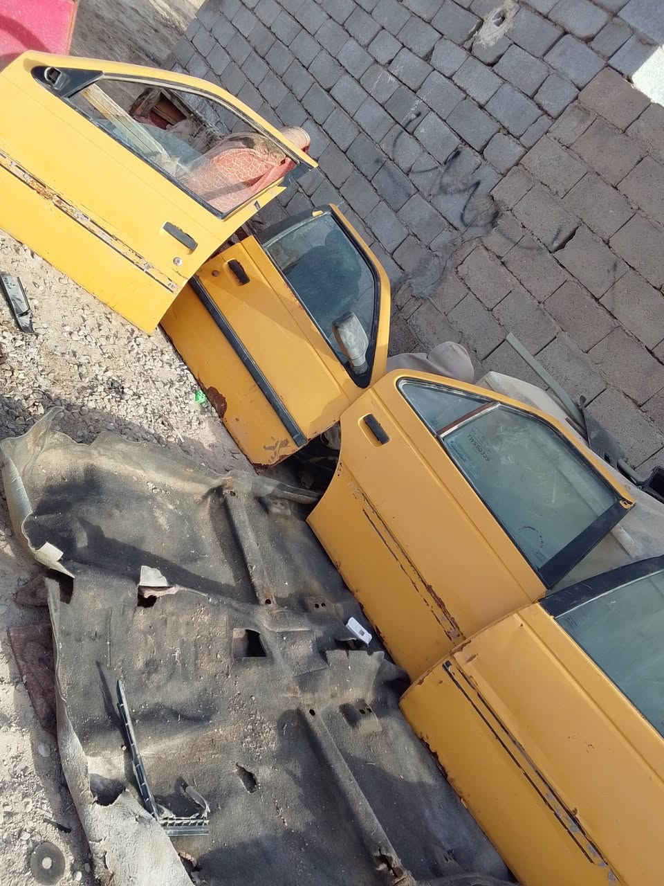 بيبان بيجو هنه وجامهن ومكاينهن يداتهن سعر الواحد 15 الف مستعجل عله بيعتهن عنوان بصره تنومه *********** واتساب ماسنجر متواجد
