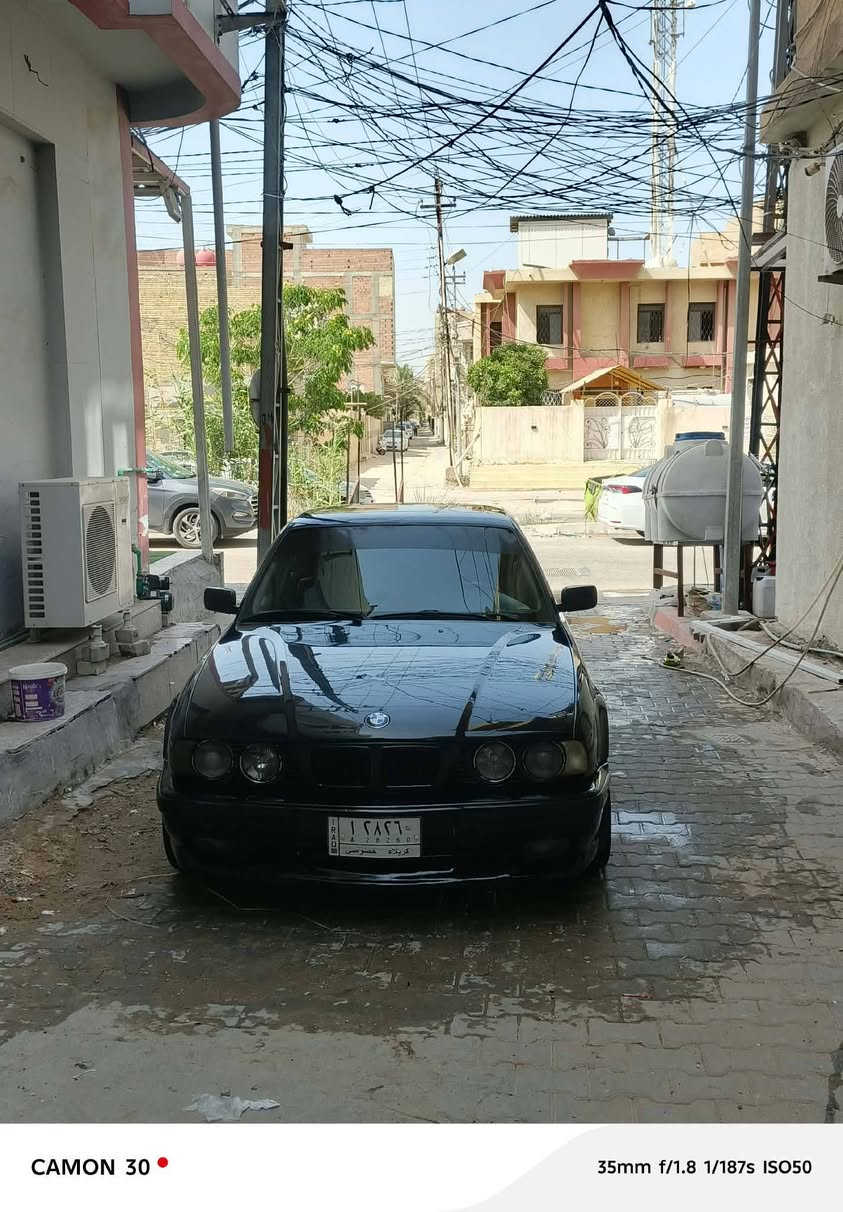 BWM 540v8
موديل 91
رقم كربلاء مشروع وطني 
تنتة سلايت 
كت كامل ام 
ويل M
سبايدر M
 دعاميات M
بنيد عريض وبجم عريض
السيارة عليها كزوز رياضي اكامل 🔥
غرفة كارتر جلد كشنات كهربائي 
برد بلادية 
سيارة عليها ادامة بلكات نوزلات وفيتبم 
كير تمساح اوتماتيك 🔥
سيارة نضيفة ومتعوب عليها 
مكفولة محرك وكير 
كهربائيات كلها شغالة
السيارة مصروف عليها هواي

رقمي / ‏‪***********‬‏
متواجد فيس بوك
