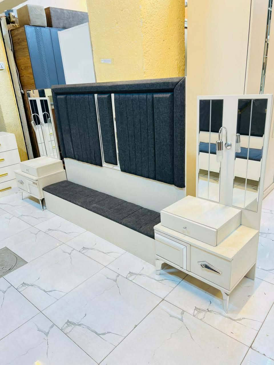 غرفه نوم تركي 🇹🇷🫡 
10 قطع فول ومكفول 
مستخدم اخو لجديد نضافة 95 💯 خشب ثقيل موديل حديث بلون مميز سجج هادروليك شفط شازلون خزن 
اناره كومديات سرير جك مخزن كومدي دبل مجر ضهر بلوك برغي وجوي حديد 
عرض خاص ب مليون و 100 قفل مع شد ونقل مجاني داخل بغداد 🧑‍🔧🚚 محافظات ب كروه رمزية


**إذا كنت صاحب هذا الإعلان وتريد حذفه لأي سبب، رجاءا أرسل رسالة إلى الدعم الفني**