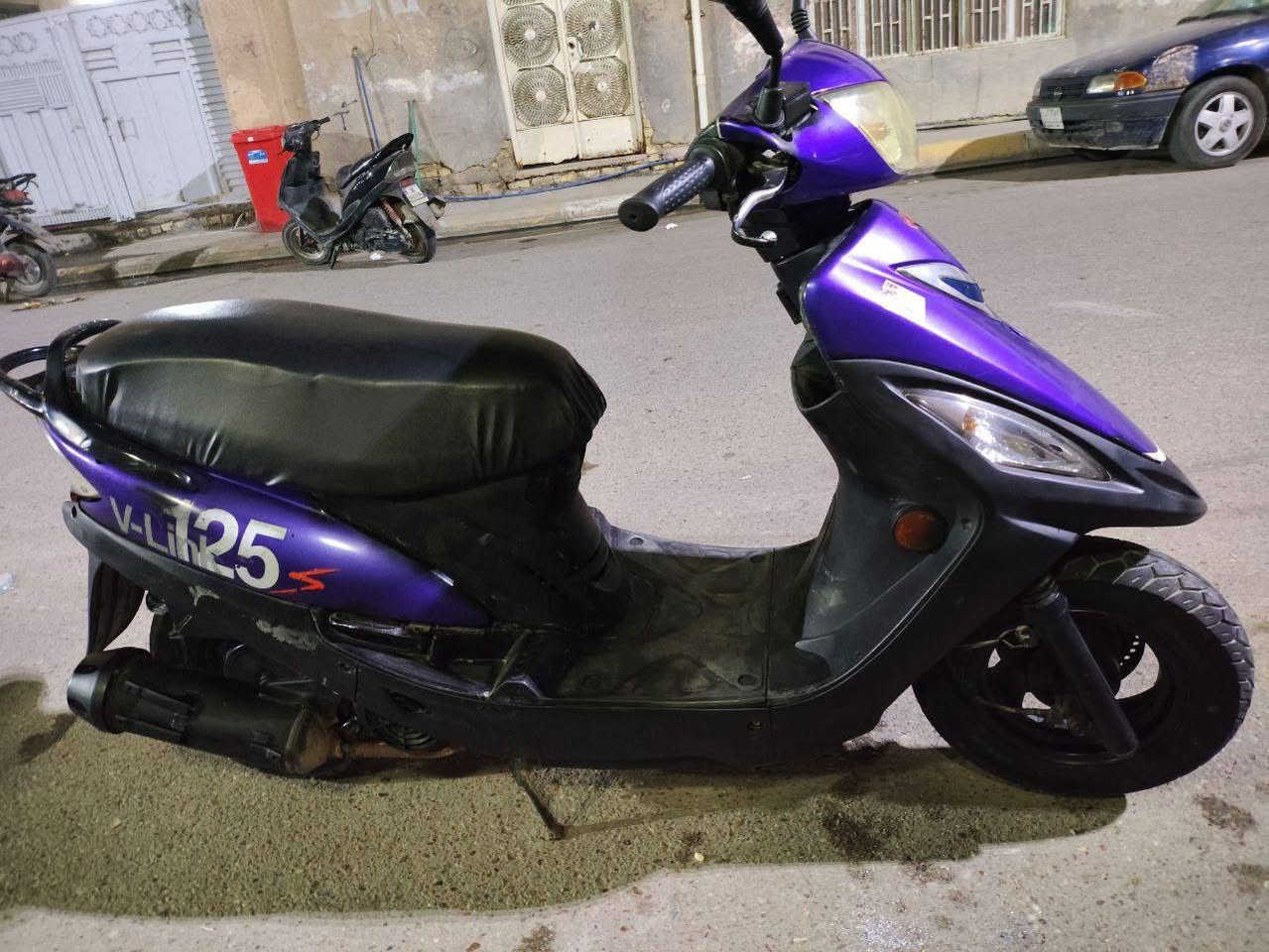 سلام عليكم 
ماطور للبيع كايمكو ياباني نظيف شغال صلف وهندر نظافة فول 
المكان فلوجة حي الجولان السعر 450 وبيه مجال ***********
