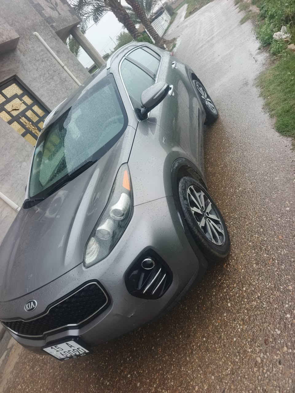 سبورتج ٢٠١٩  سيارة فول عده الفتحه 
بيه قطه صبغ وارد  سعر ١٤٠ بيه مجال عنوان الرمادي ***********
