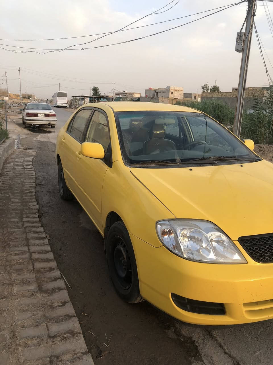 كورلا بيكاتشو موديل  2004
كير ومكينة تبريد كله جديد كله 
ما بيها نقصه 
رقم خصوص وسياره صفره 
بسمي تحويل ثاني يوم 
سياره خير من الله 
عنوان السياره الديوانيه 
***********
