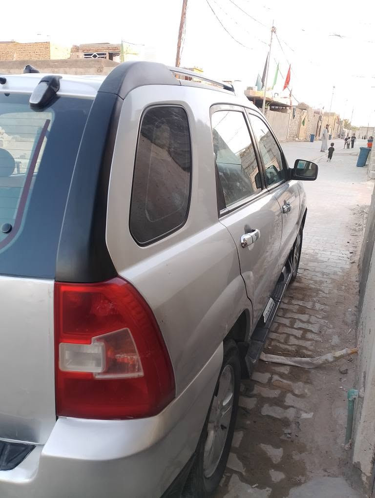 سبورتج وراد كوري مكينه 2000دوش رقم اربيل دولي هزه جديد بيه صبغات ابيع حزام تبريد حداديه مكينه كير تايرات كله نضيف مكان السيارة نجف *********** السعر 97 النجف, العراق
